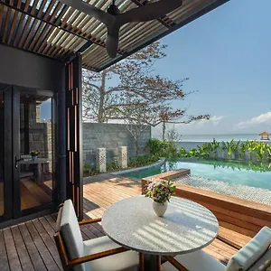 5* Hotel Sumitra Luxury A Pramana Experience